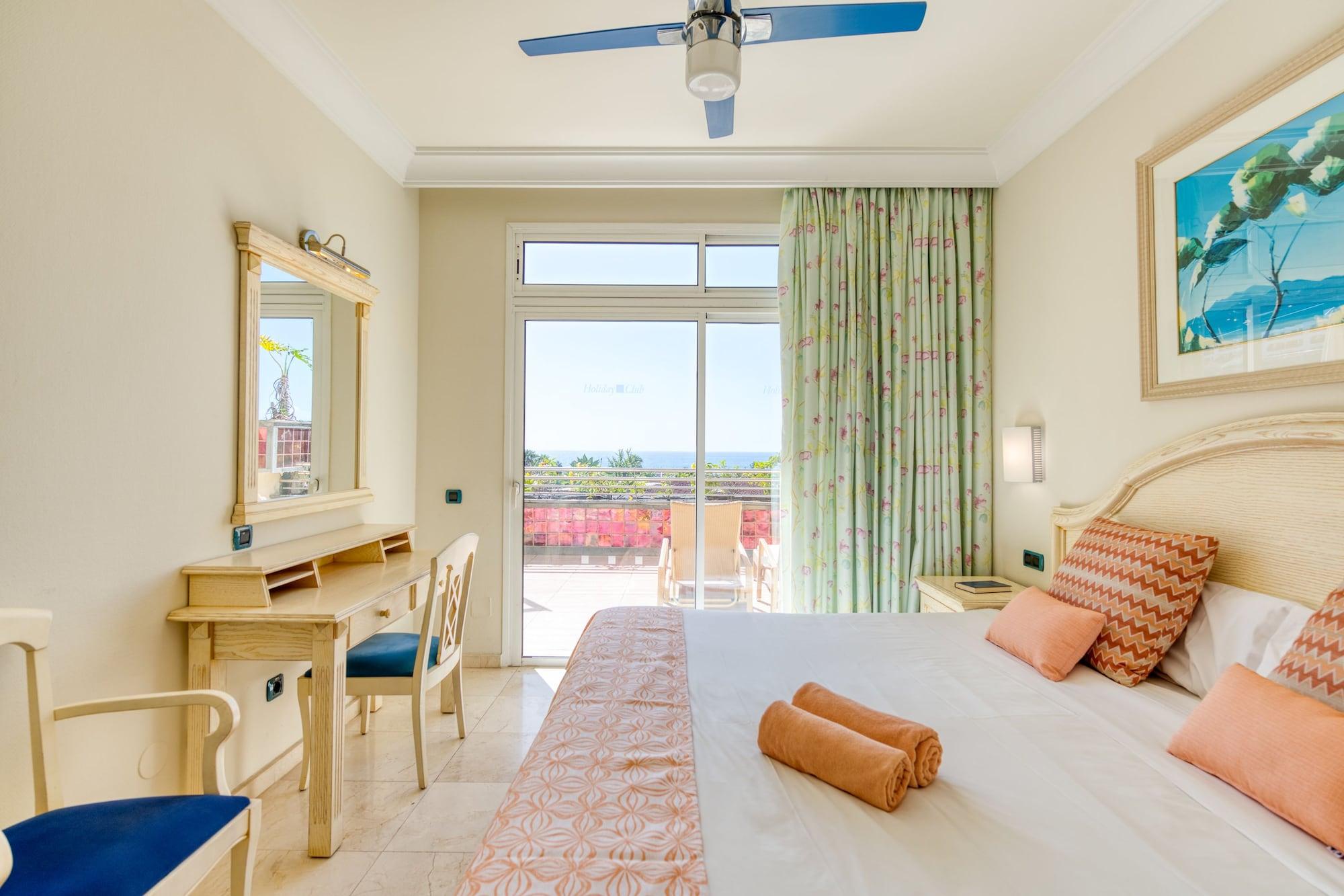 Holiday Club Playa Амадорес Екстериор снимка