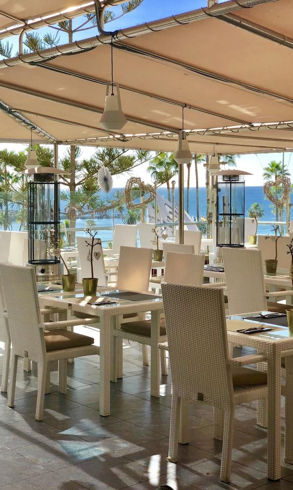Holiday Club Playa Амадорес Екстериор снимка